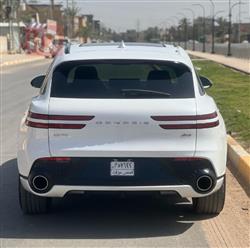 جێنسس GV70